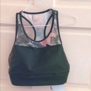 Fabletics Marcia sports bra size S NWT